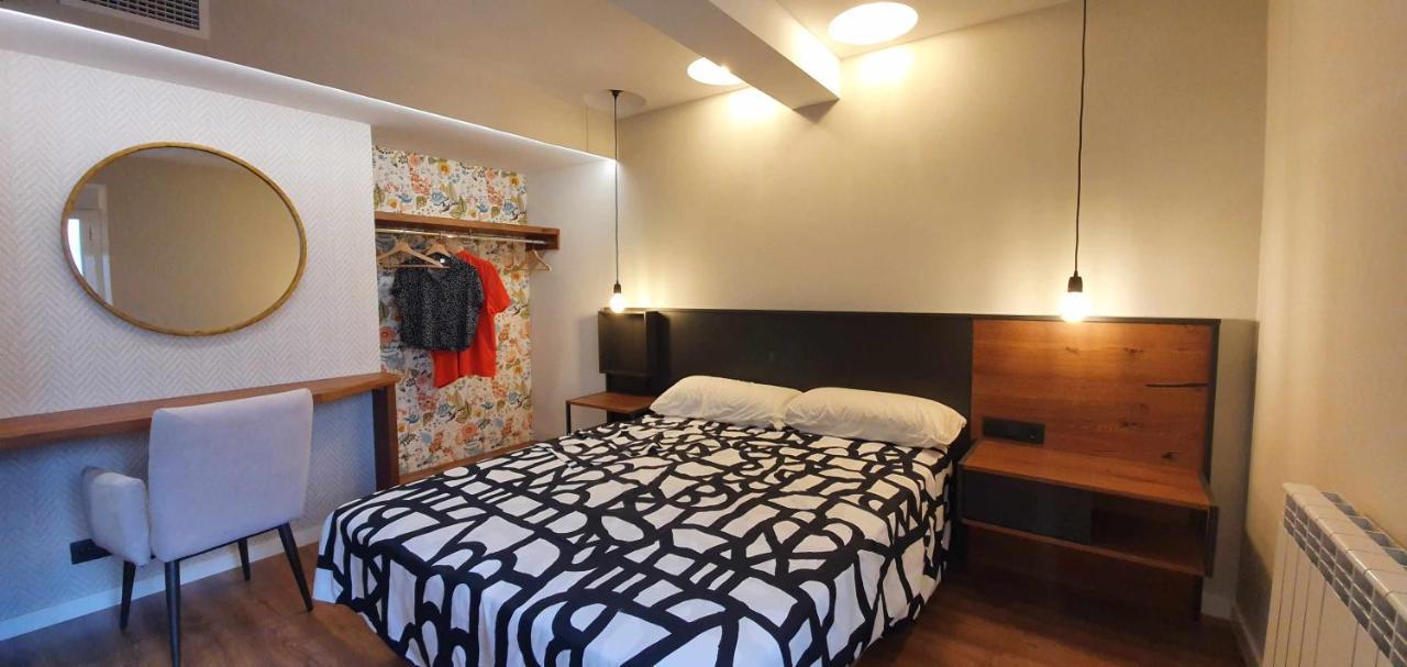 Apartamento EL PILAR Céntrico ascensor cocina WIFI en Zaragoza by lodom Exterior foto